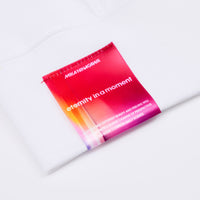 Eternity in a Moment フーディー|White