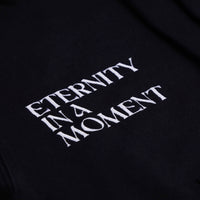 Eternity in a Moment フーディー|Black